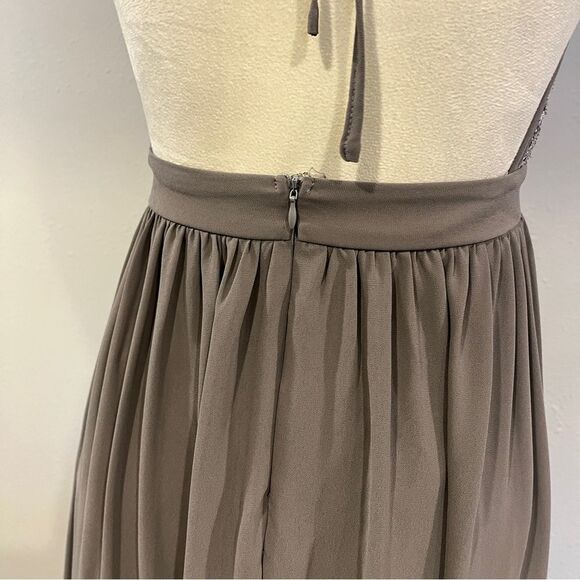 Elegant Gray Halter Maxi Dress with sequins details - Picture 7 of 14